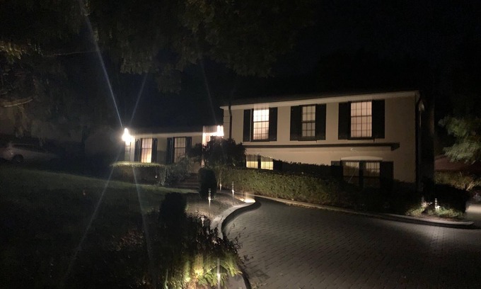 Charlotte House | 4BR Memory Foam Beds Southpark Home in a quiet neighborhood