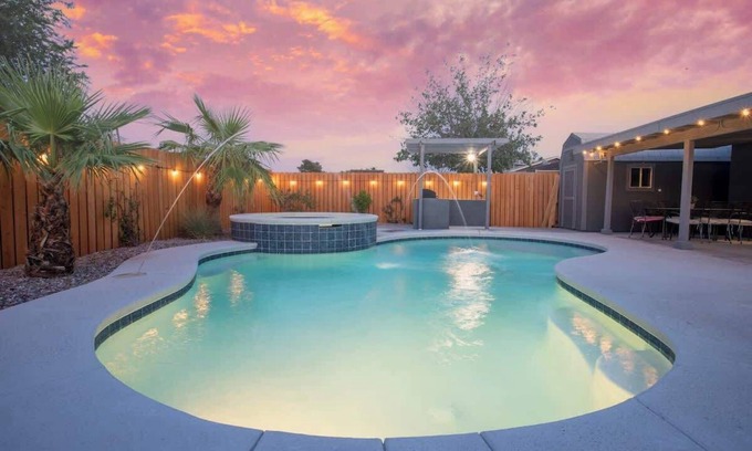 Henderson House | 4BR Stunner with Pool & Amazing Backyard!