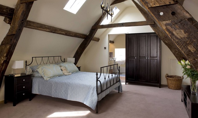 Masham Apartment | 4brm Morton House in Masham town sleeps up to 10 guests