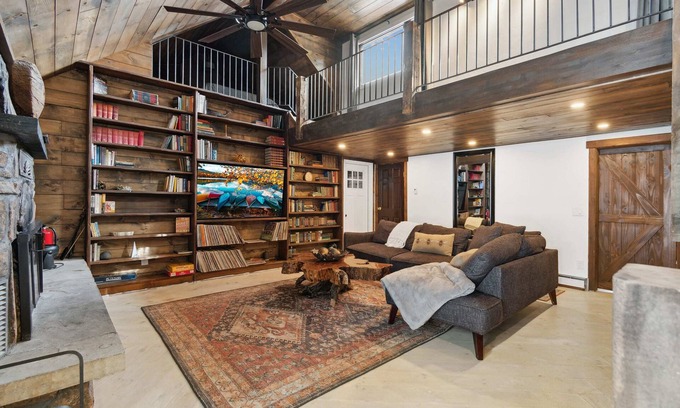 Allenspark Cabin | 5 Bd Cabin W/Private Hot Tub