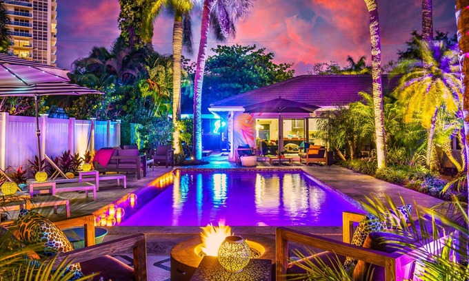 Dolphin Isles House | 5 BD LUXURY BEACH HOUSE: Heated Pool+Outdoor Bar+Hot Tub+Ping Pong