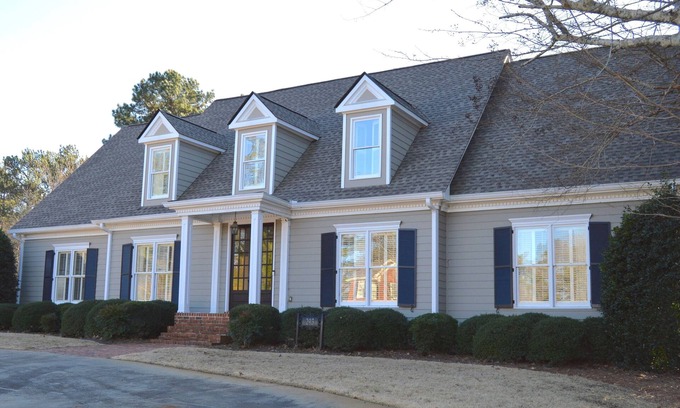 Athens House | 5 bed - Available 2026 Graduation - Beautiful - 3 mi to UGA