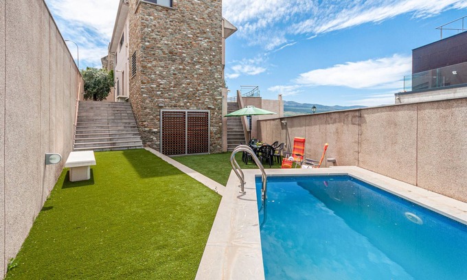 Bola de Oro House | 5 bedroom accommodation in Granada