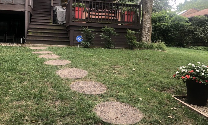 Alma House | 5-bedroom lake house on Wabaunsee