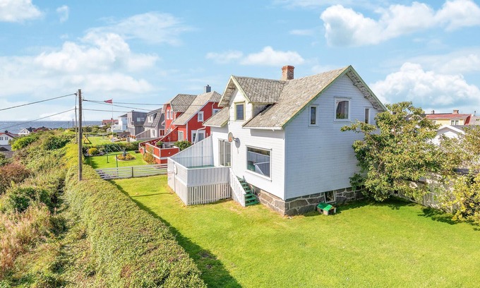 Vestbygd House | 5 bedroom nice home in Borhaug