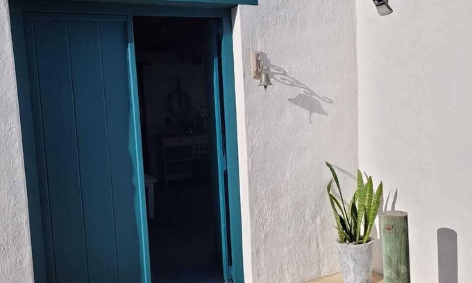 Struisbaai House | 5 Bedroomed Fisherman's Cottage in Struis Bay