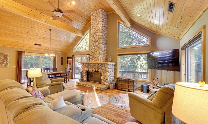 Strawberry Cabin | 5 Mi to Dodge Ridge: Cabin in Strawberry