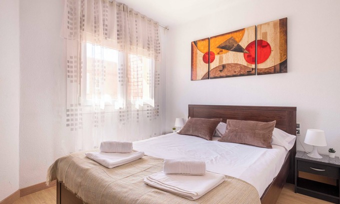 Sant Adria de Besos Apartment | 5 Min. to the sea and 15 Min. to Barcelona Center
