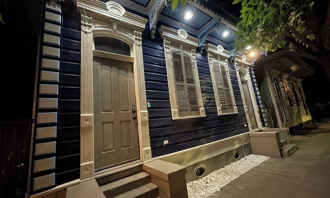 Saint Roch House | 5 minute walk to French Quarter & Frenchman Street.