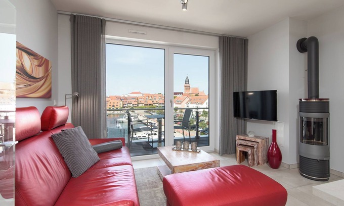 Muritz Apartment | 5-star Anastasia vacation apartment - your retreat on the Müritz with harbor view