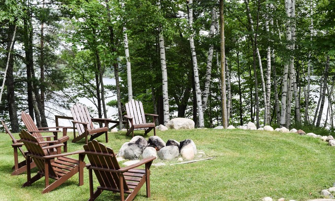 Aitkin Cabin | 5-Star Custom Home On Scenic Lake Near Mille Lacs. Pontoon boat included!