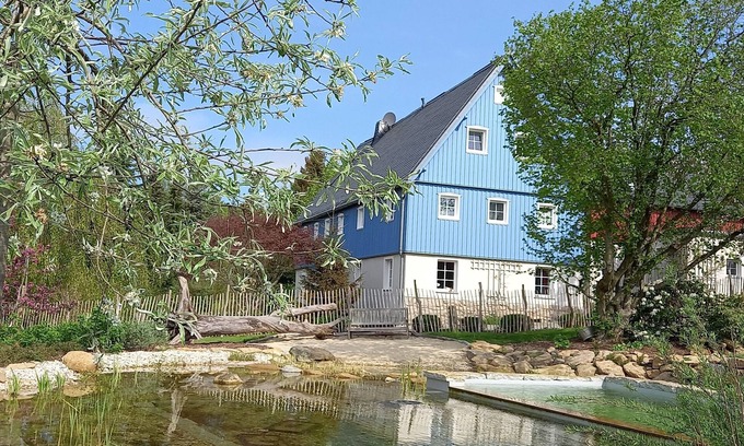 Oberrammenau Apartment | 5-star family idyll in a country house with natural pool and infrared cabin by the lake