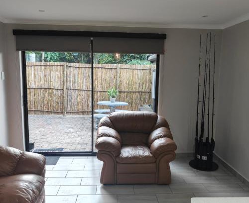 Meer En See Apartment | 52 on Marlynhoek Self Catering Apartment