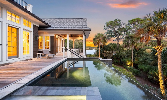 Vanderhorst Plantation House | 5200 Sq Ft of Luxury! Vanderhorst Home with Private Pool and Hot Tub