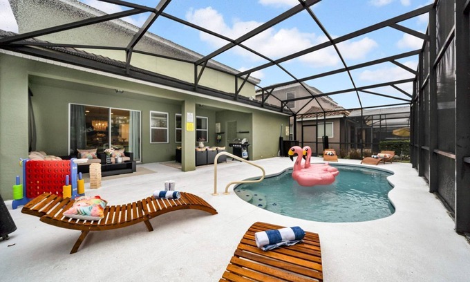 Sunridge Woods House | 5BR Luxury Home - Pool, Games & BBQ Near Disney