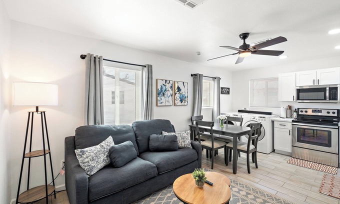 Alhambra Apartment | 6.5 miles from Downtown Phoenix