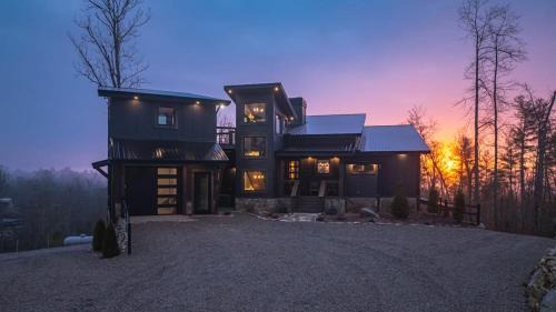 Epworth House | 6 Acre Summit