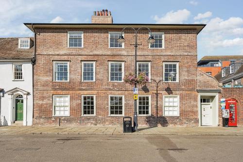 Bury St Edmunds Apartment | 6 Angel Hill, Bury st Edmunds