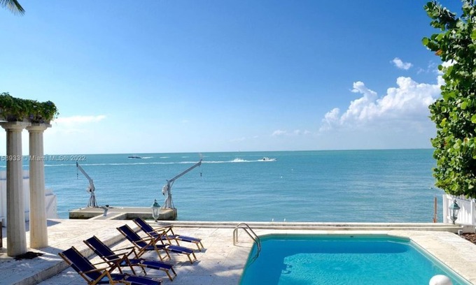 Key Biscayne Apartment | 6 Bedroom Single family 332603 by Houzlet