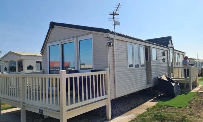 Ingoldmells Apartment | 6 Berth The Chase Ingoldmells Concept