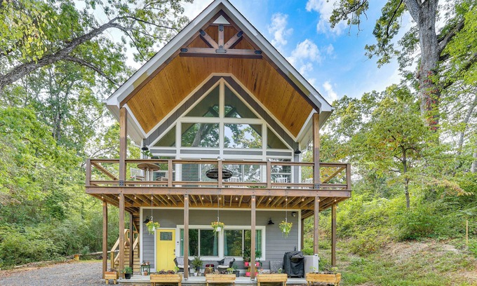 Chattanooga Apartment | 6 Mi to Downtown: Apartment in Chattanooga!