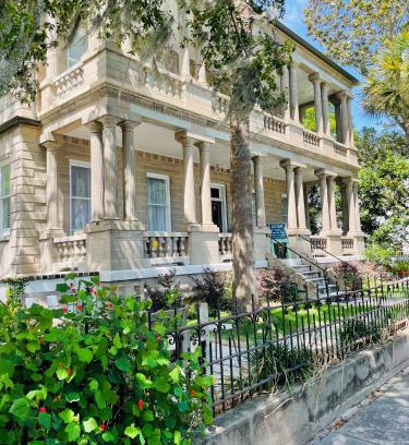 The Point Hotel | 607 Bay Inn Downtown Beaufort