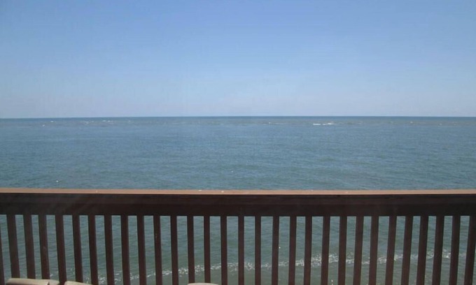 Saint Helena Island Villa | 627 New Haven - New to VRBO! Resort Access Included!