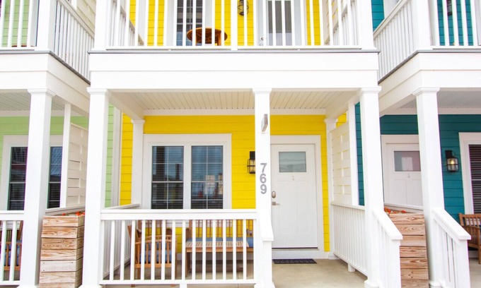 Celina Villa | 769 TH · Paradise Palms - 2 Bed/2.5 Bath Townhome w/Amazing Views!