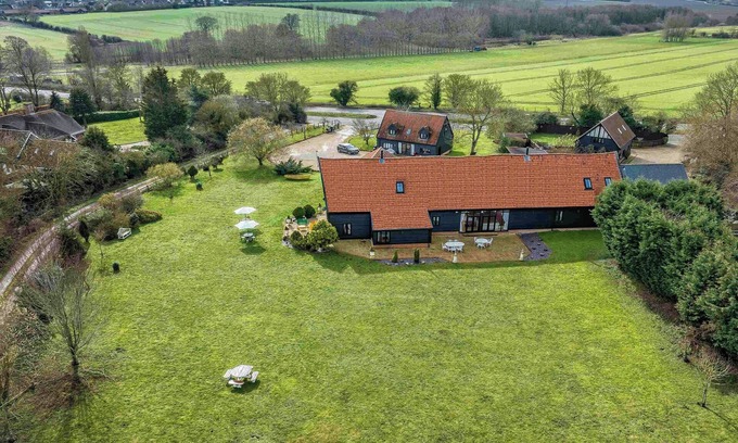 Needham Market Cottage | 8 bedroom accommodation in Badley, near Needham Market