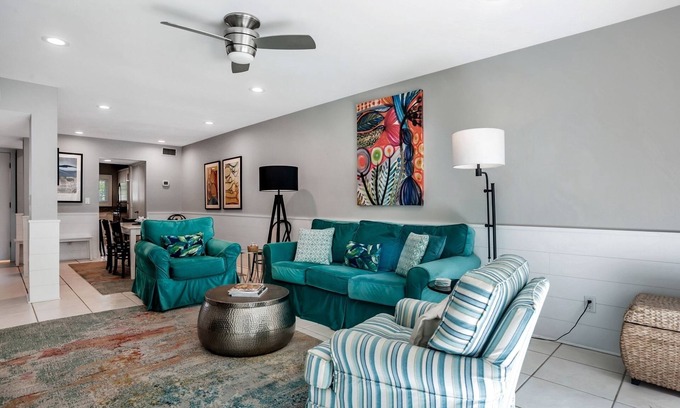 Harbour Town Condo | 807 Clipper Court/2BR/2.5BA/THSE/Sofa Bed/Smart TV's/WIFI/Pool/Grill