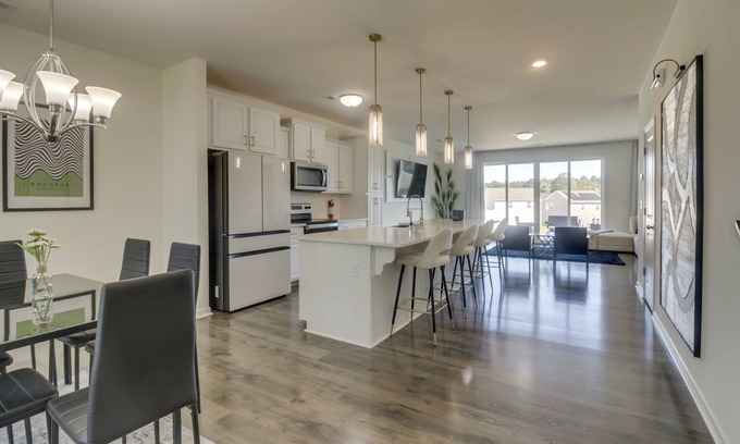 Mount Holly House | 9 Mi to Nat’l Whitewater Center! Sleek Family Home