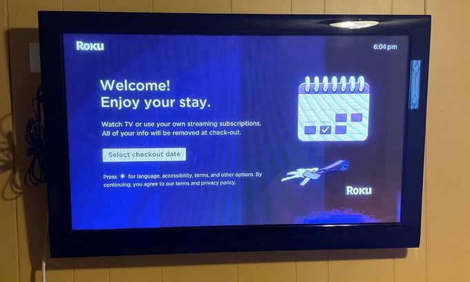 Pine Bluff House | 9 minutes to Saracen Casino! Cozy 3BR 1B Family Home with flat screen and wifi.