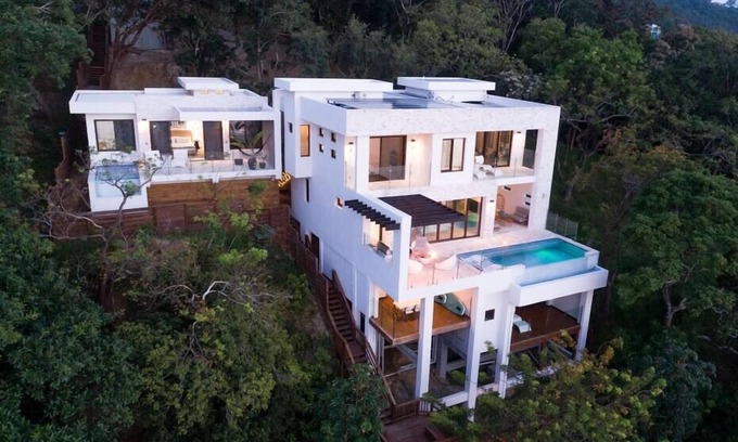 Punta Blanca Villa | Añoranza 4 BDRM | 2 Bedroom Villa + Casita 1 and Casita 2