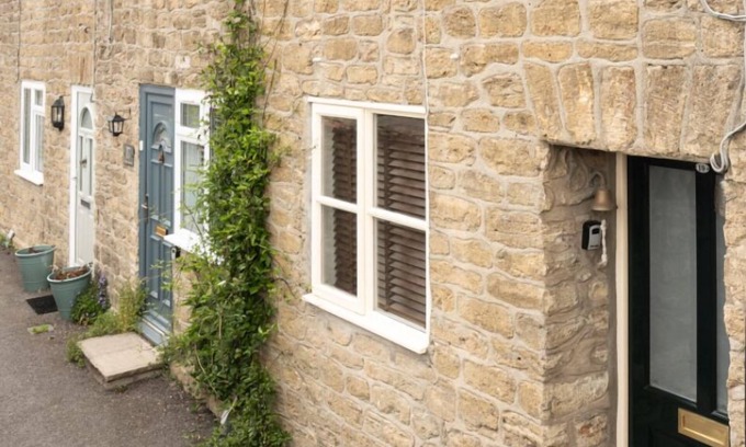 Bridport Cottage | A beautiful comfortable cottage in the centre of Bridport.
