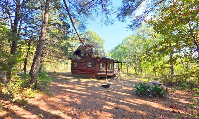 Saint Joe Cabin | A charming family cabin nestled in the heart of Saint Joe.