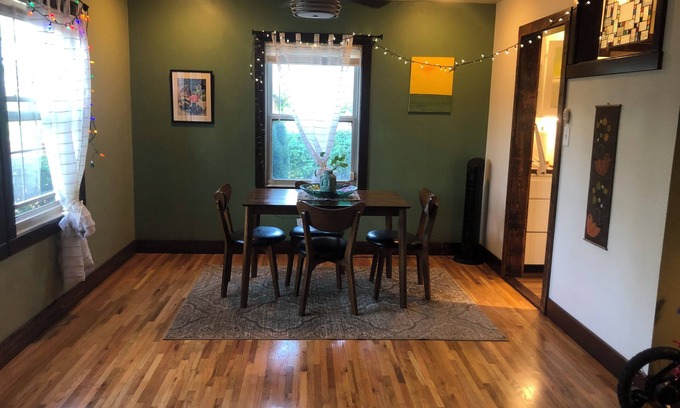 Riviera - Westchester House | A Downtown Gem w/Pool