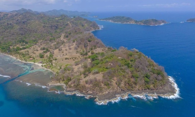 Isla Grande House | A fantastic place between the sea and the jungle