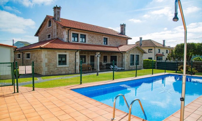 Catasol House | A Lúa do Camiño