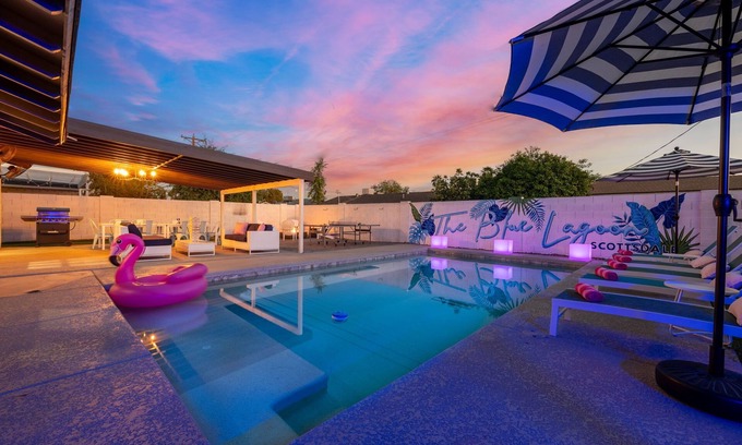 Scottsdale Highlands Estates House | A+ Location 1 mile to Old Town, Heated Pool, Big Yard