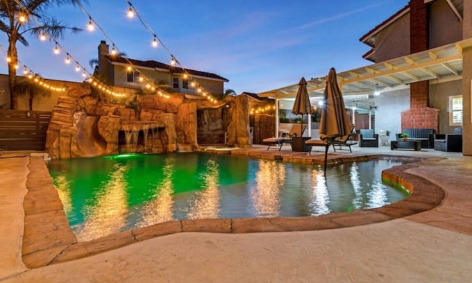 Patton House | A Lovely Home with a piece of PARADISE!