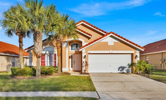 Solana House | A Magical Stay, Disney Pool, Games, Pickleball | Family Resort Fun