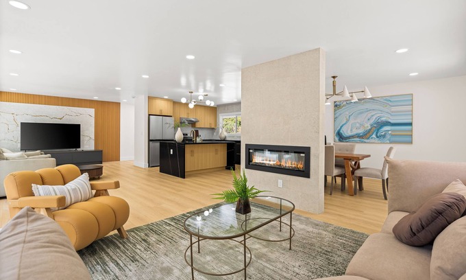 Orinda House | A Modern & Homely 3BR & 2BR