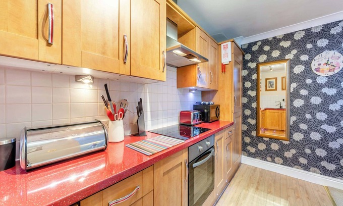 Durham Cottage | A perfect blend of luxury and convenience, in the heart of historic Durham.