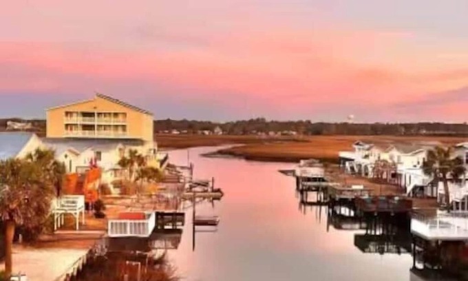 North Myrtle Beach Apartment | A Place at the Beach 3B