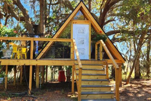 Saint Helena Island House | A Secluded Quiet Oasis with Beach Pass