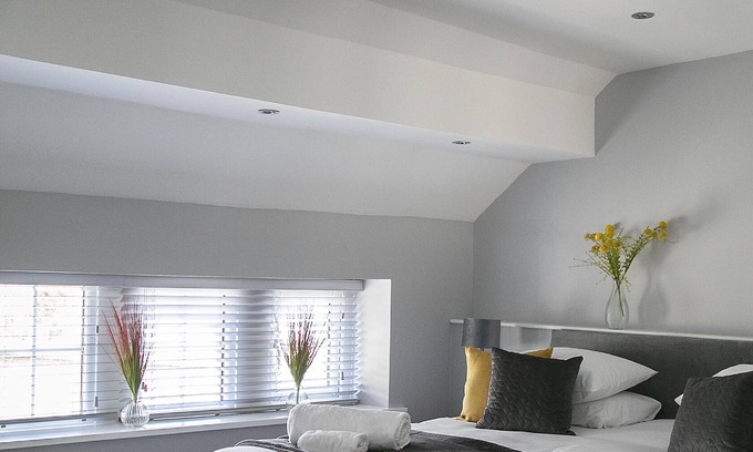 Grassington Apartment | A spacious and stylish 2 bedroom, 2 bathroom duplex apartment