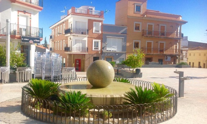 Calamonte Apartment | A.T. La Plaza