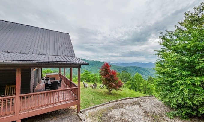 Bryson City Cabin | A Walk in the Clouds