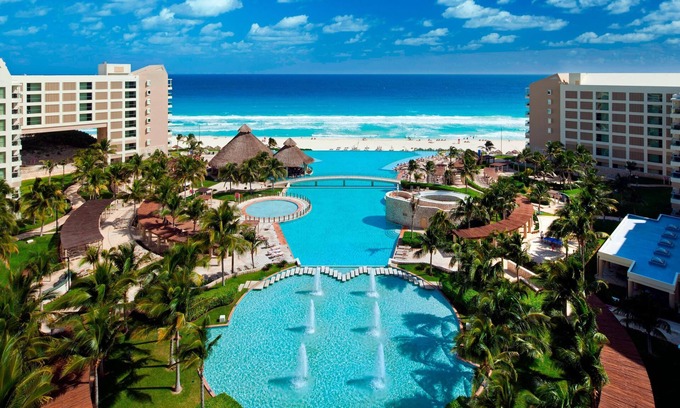 La Isla Resort | A week-long beachfront vacation at the Westin Lagunamar Cancun 2BR Lock-off