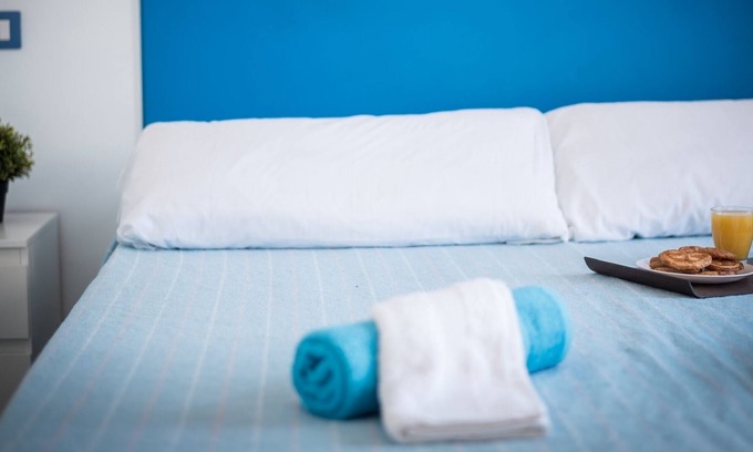 Los Abrigos House | A1 Authentic Guest House Room